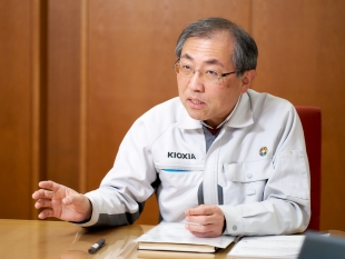 キオクシア四日市工場 工場長 清水和裕氏
